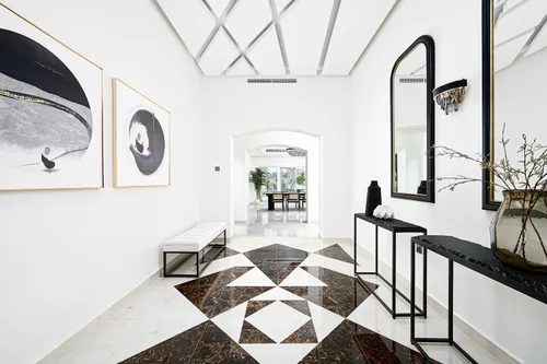 7 Bedrooms Villa in Polo Homes