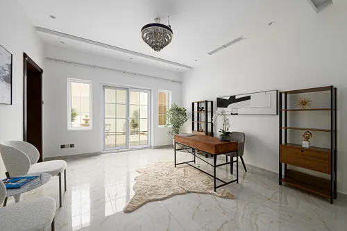 7 Bedrooms Villa in Polo Homes