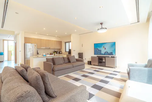 4 Bedrooms Villa in Sidra Villas I