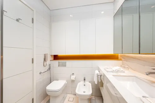 2 Bedrooms Apartment in Jewel Of Creek