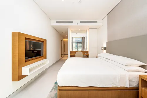 2 Bedrooms Apartment in Jewel Of Creek