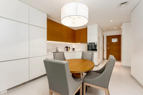 2 Bedrooms Apartment in Jewel Of Creek