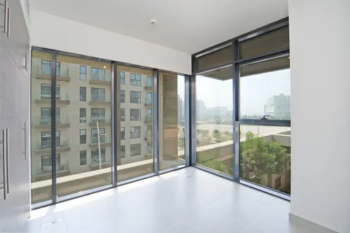 3 Bedrooms Duplex in Soho Square