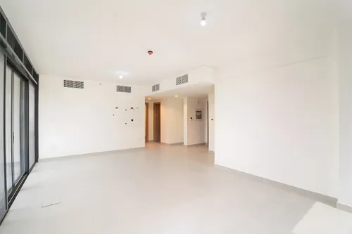 3 Bedrooms Duplex in Soho Square