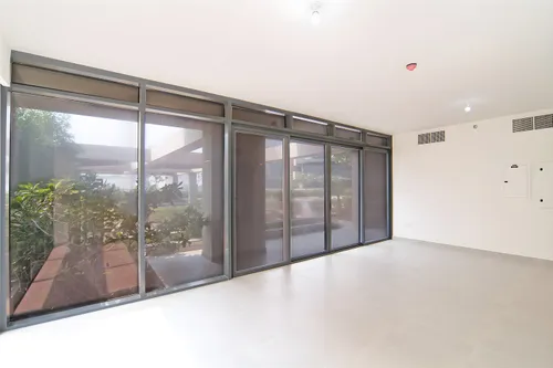 3 Bedrooms Duplex in Soho Square