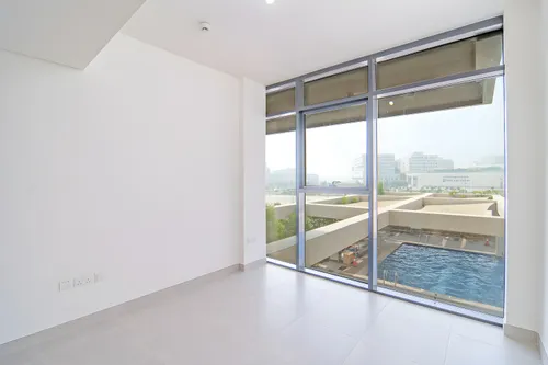 3 Bedrooms Duplex in Soho Square
