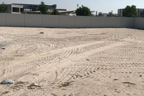  Land in The Dunes