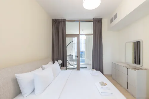 2 Bedrooms Apartment in Canal Bay