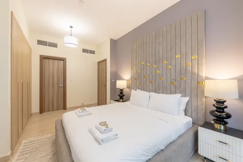 2 Bedrooms Apartment in Canal Bay