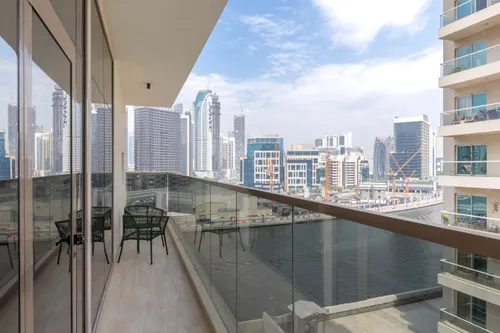 2 Bedrooms Apartment in Canal Bay