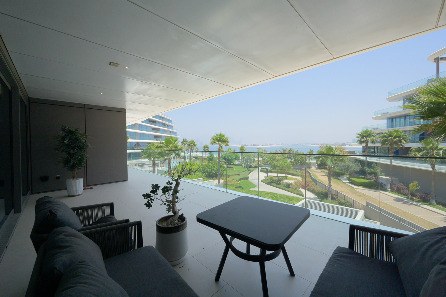 3 Bedrooms Apartment in Mansion 1