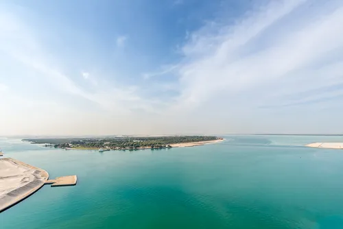 2 Bedrooms Apartment in Al Sail Tower