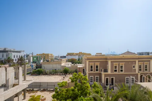1 Bedroom Apartment in Blue Reef building