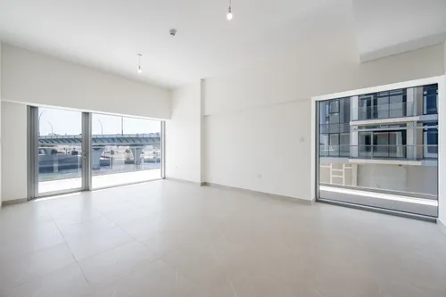 3 Bedrooms Apartment in Canal Front Residence 3