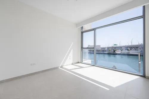3 Bedrooms Apartment in Canal Front Residence 3