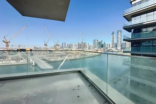 3 Bedrooms Apartment in Canal Front Residence 6