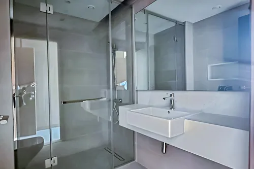 3 Bedrooms Apartment in Canal Front Residence 6