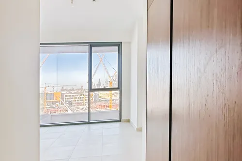 3 Bedrooms Apartment in Canal Front Residence 6