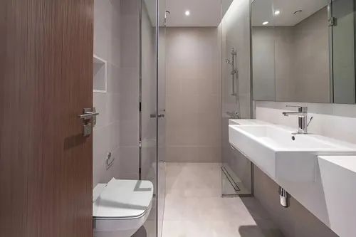 3 Bedrooms Apartment in Canal Front Residence 6