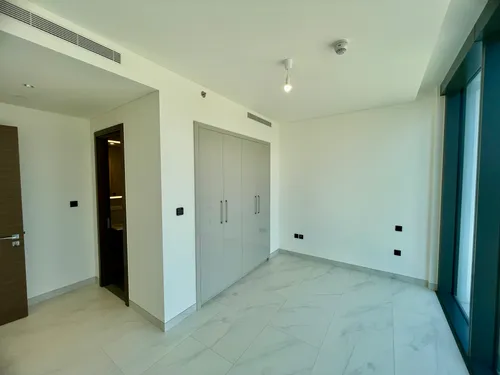 3 Bedrooms Apartment in The Crest Tower D