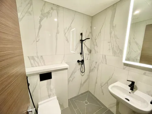 3 Bedrooms Apartment in The Crest Tower D