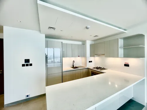 3 Bedrooms Apartment in The Crest Tower A