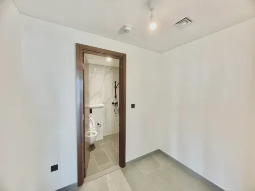 3 Bedrooms Apartment in The Crest Tower A