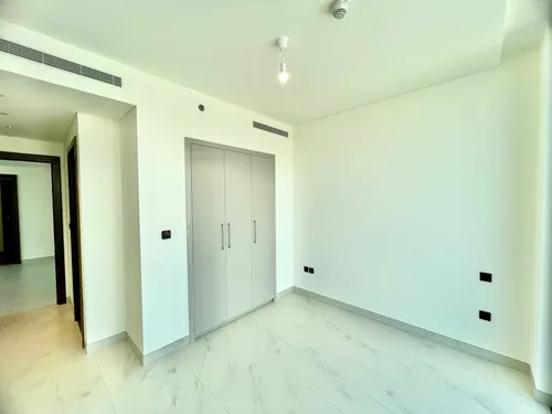3 Bedrooms Apartment in The Crest Tower A