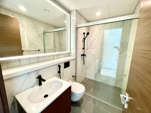 3 Bedrooms Apartment in The Crest Tower A