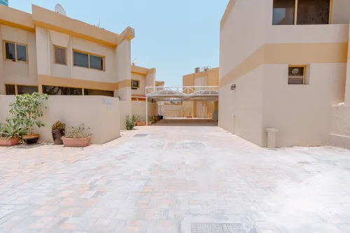 5 Bedrooms Villa in Al Mina Tower