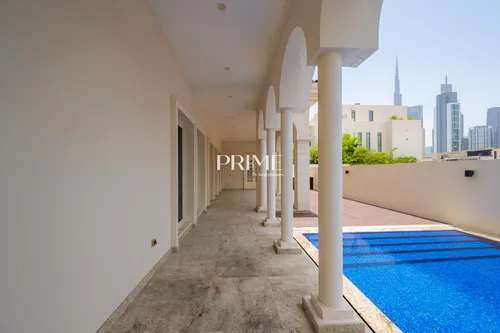 9 Bedrooms Villa in Al Wasl  Building