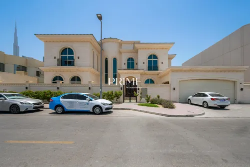9 Bedrooms Villa in Al Wasl  Building