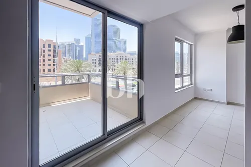 Specious | vacant | Boulevard view | view now |