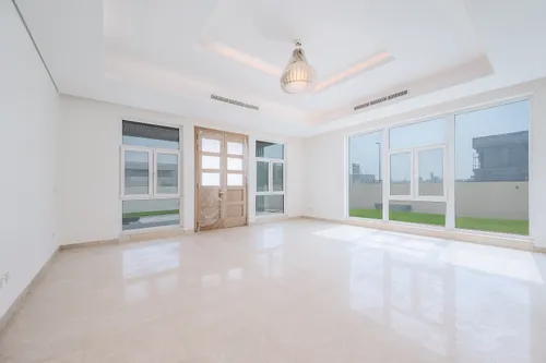 5 Bedrooms Villa in Al Khawaneej 1