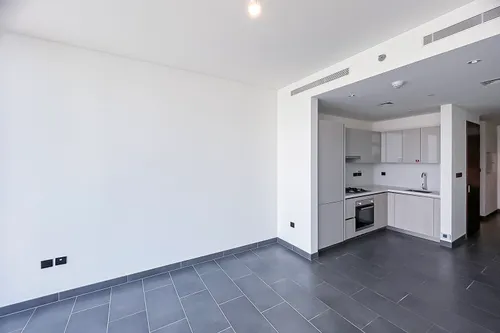 1 Bedroom Apartment in The Crest Tower B