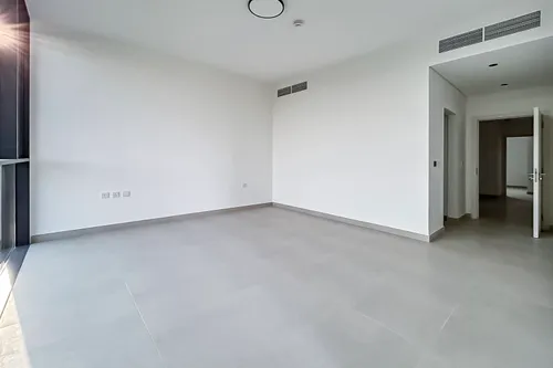 4 Bedrooms Villa in Robinia