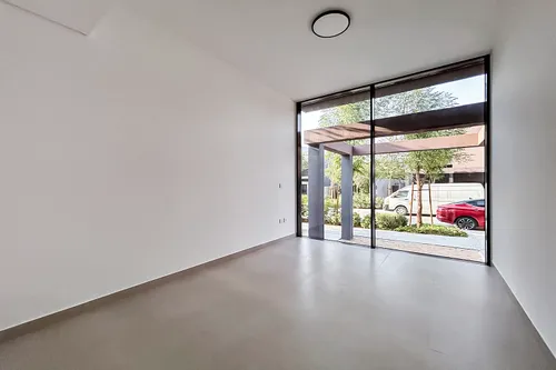 4 Bedrooms Villa in Robinia