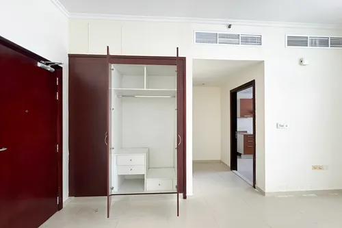  Apartment in DEC Tower 3