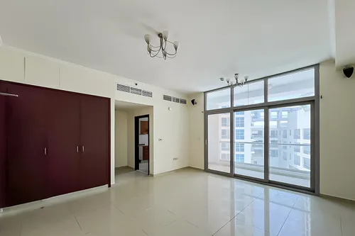  Apartment in DEC Tower 3