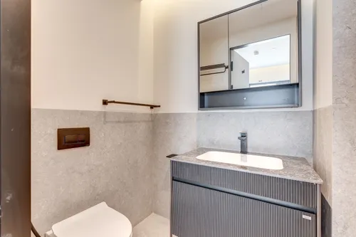 1 Bedroom Apartment in Garden City 2