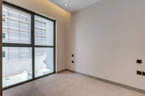 1 Bedroom Apartment in Garden City 2