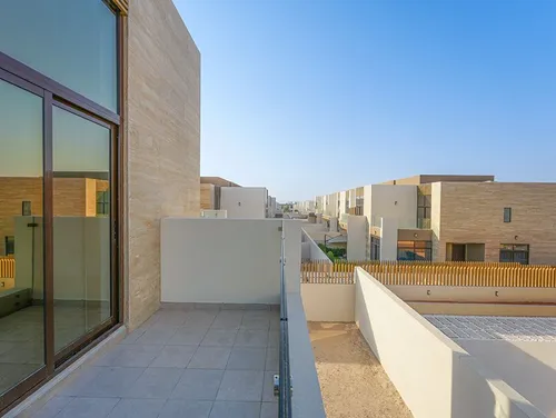 4 Bedrooms Townhouse in Elie Saab VIE Townhouses