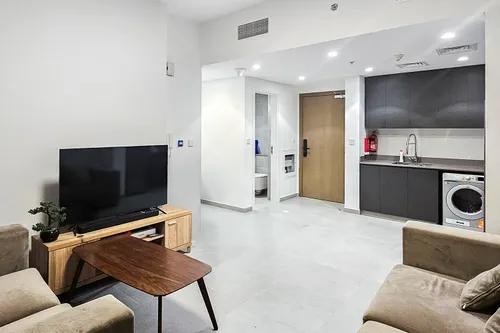 2BR Apartment Big Balcony Ready to Move Freehold
