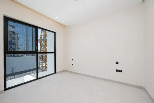1 Bedroom Apartment in Garden City 2