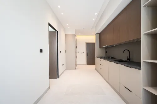 1 Bedroom Apartment in Garden City 2