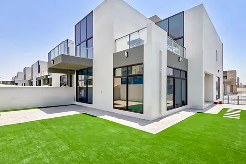 Corner Unit | Landscaped | Multiple Options