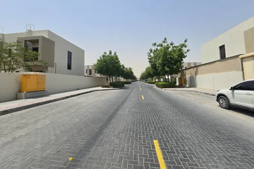 2 Bedrooms Townhouse in Nasma Residence