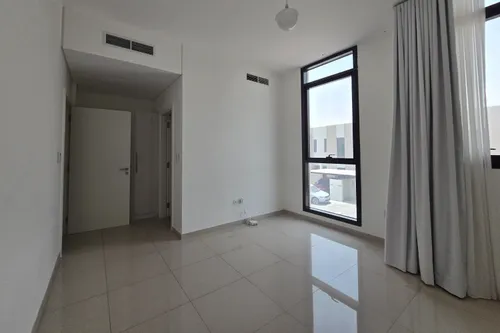 2 Bedrooms Townhouse in Nasma Residence