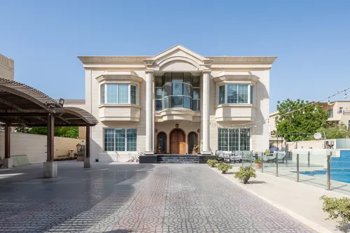 Elegant 5BR Villa | Pool & Majlis | Umm Suqeim 3