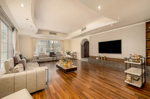 5 Bedrooms Villa in Umm Suqeim 3 Villas